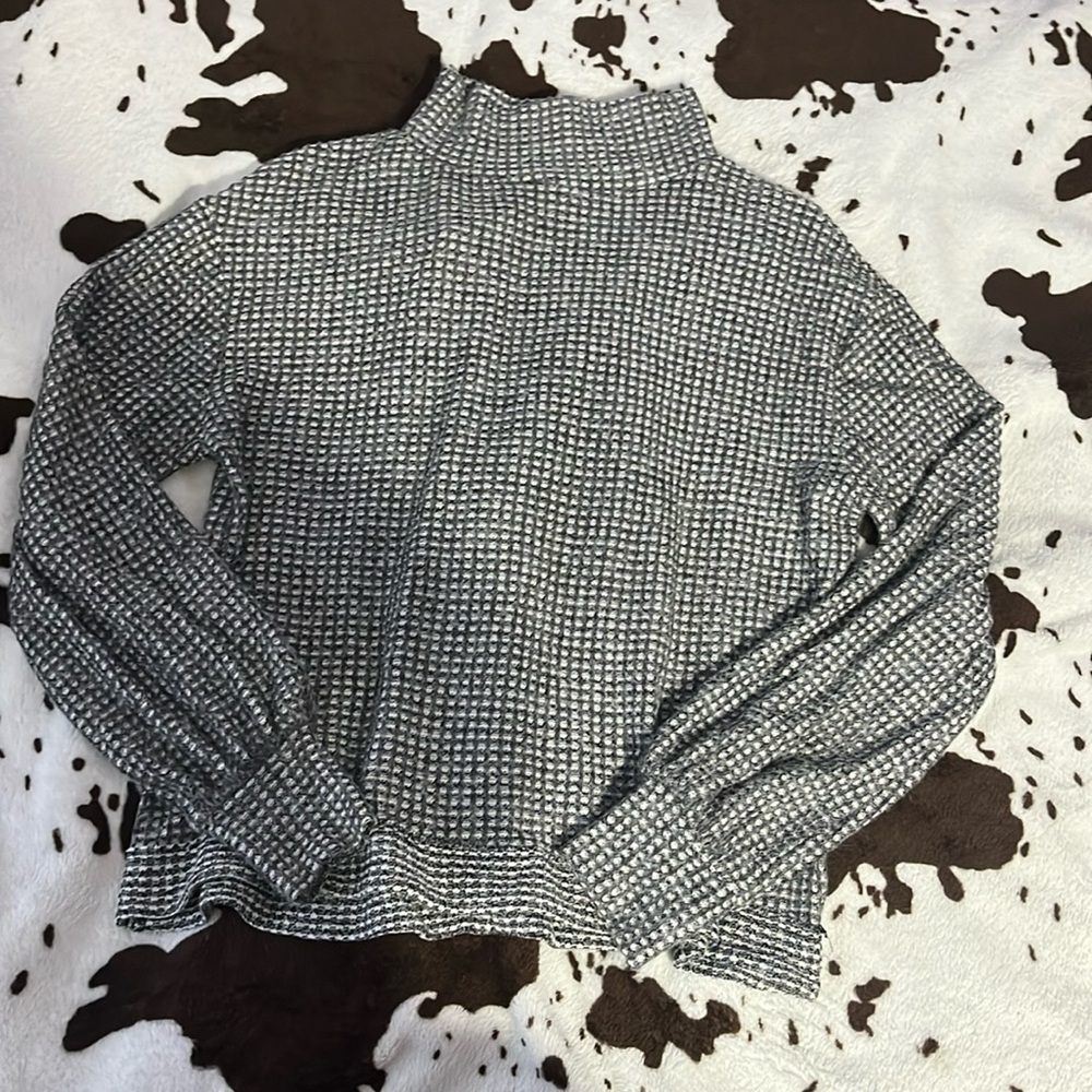 Black/Ivory turtle neck